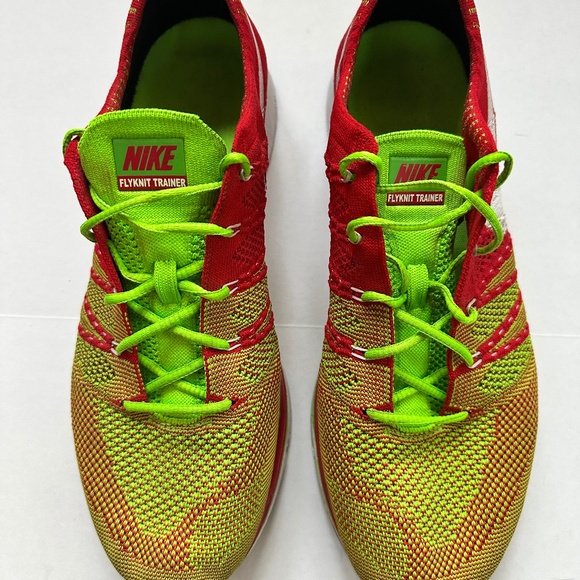 NIKE FlyKnit Trainer Mens size 10 Red/Volt - Picture 1 of 6